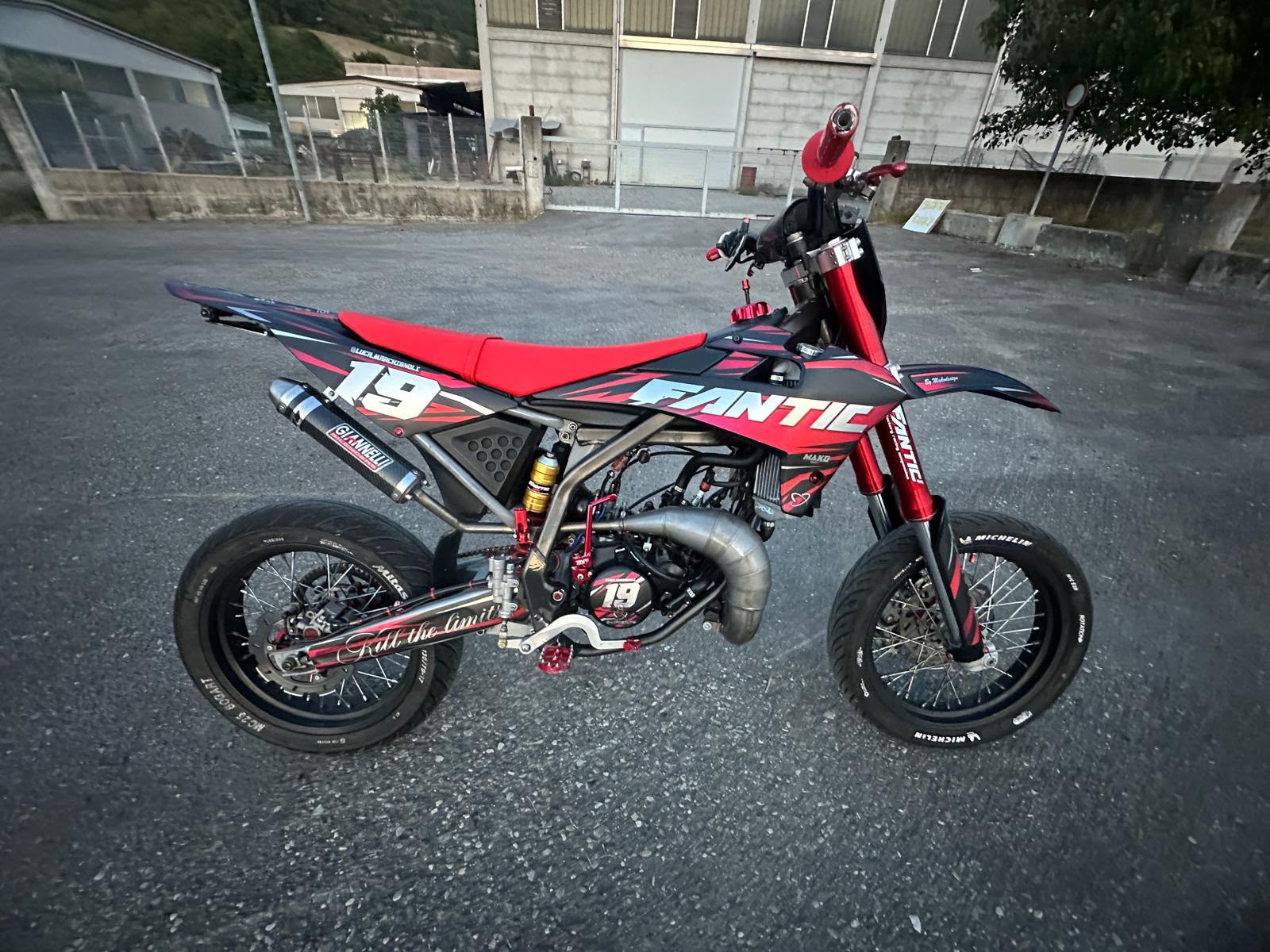 Instagram 1