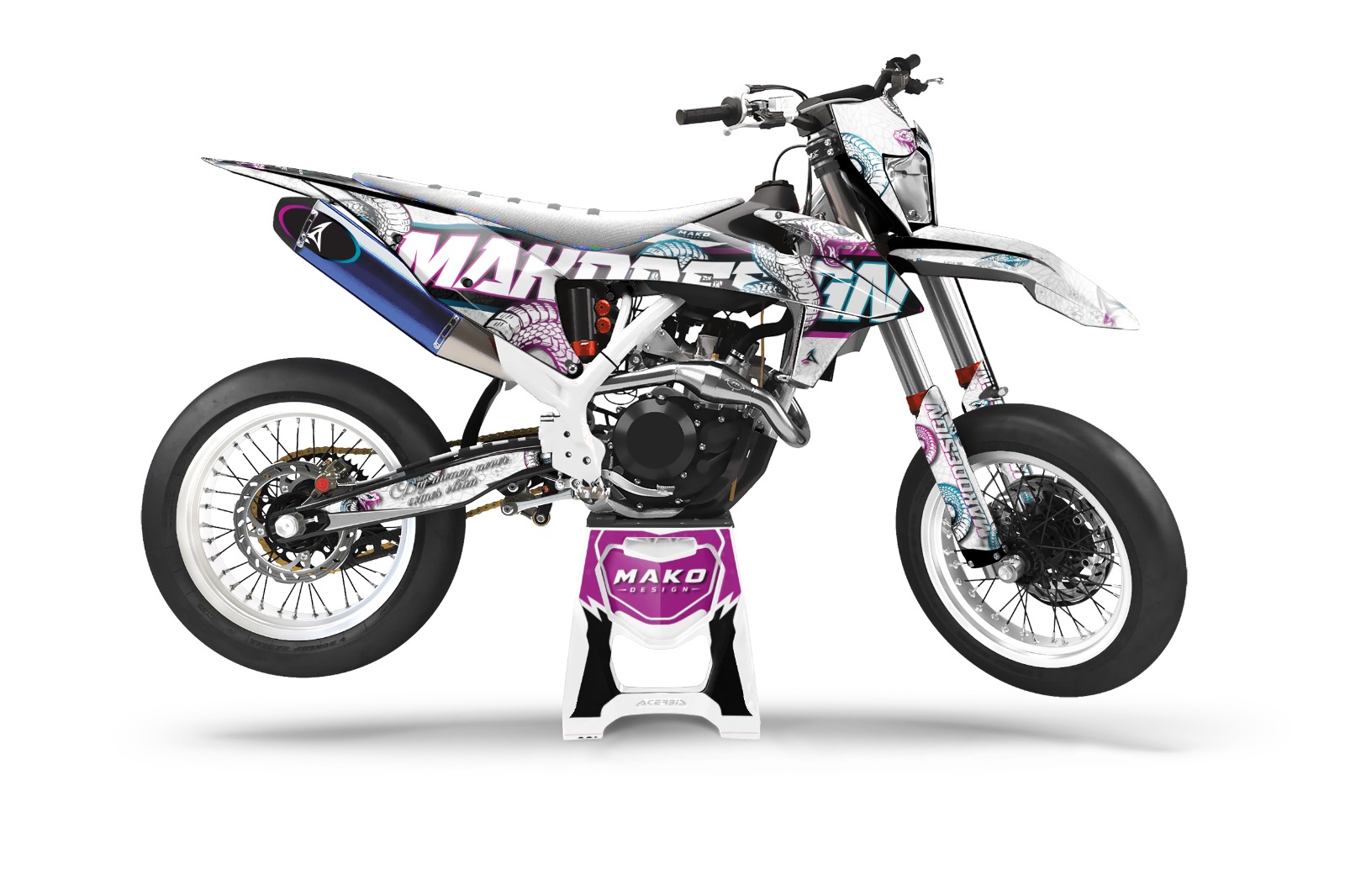 Moto con grafiche Mako Design